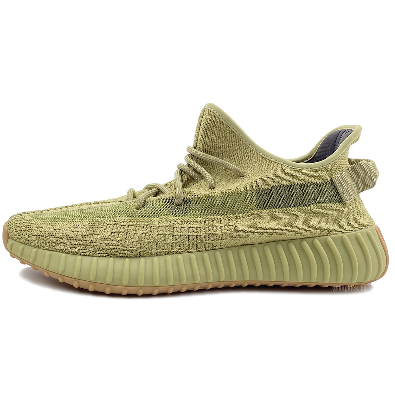 Adidas Yeezy Boost 350 V2 Sulfur Fy5346 First Preview Release Date (1) - newkick.org