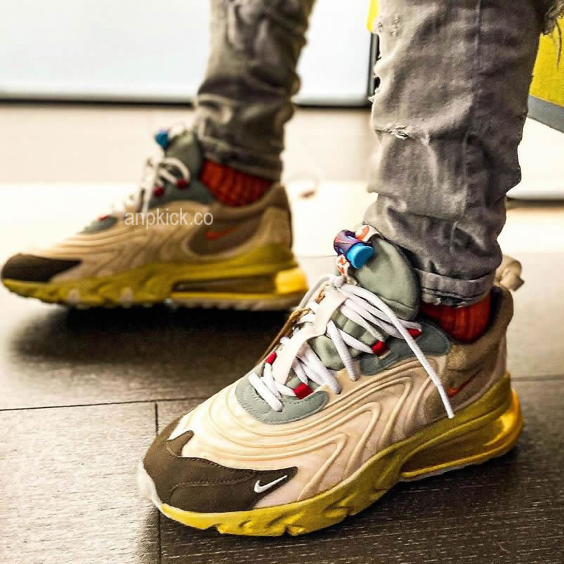 Nike Air Max 270 React Travis Scott Cactus Trails On Feet Ct2864 200 (3) - newkick.org