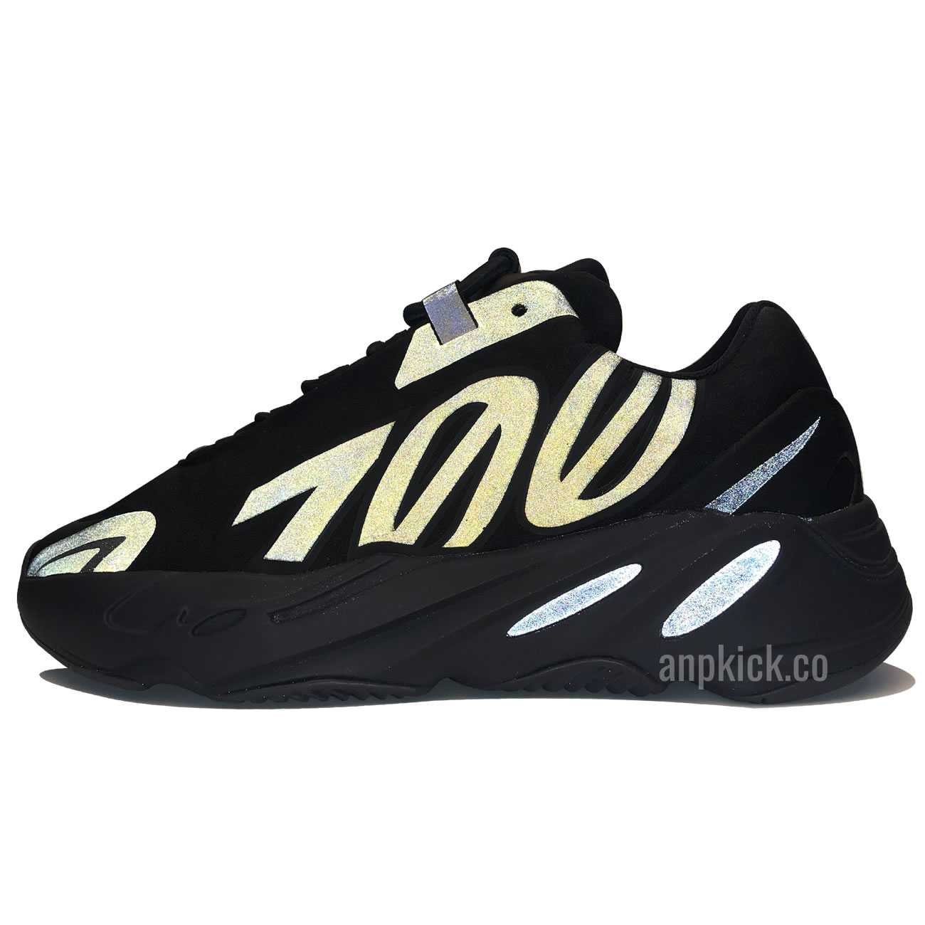 Adidas Yeezy Boost 700 Mnvn Triple Black Fv4440 (2) - newkick.org