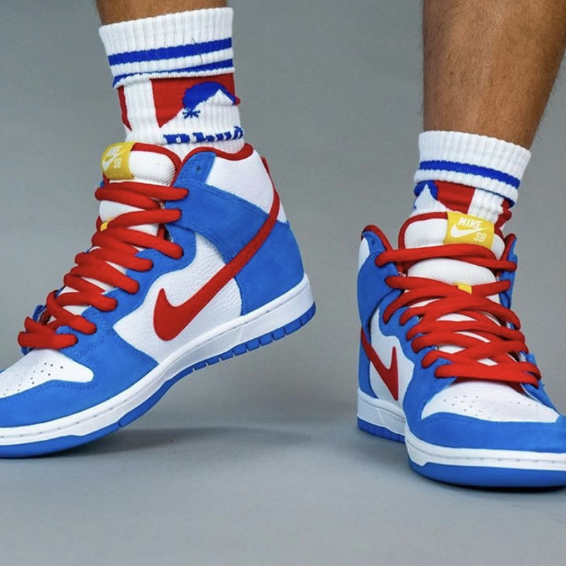 Nike Sb Dunk High Doraemon New Release Date On Feet Ci2692 400 (2) - newkick.org