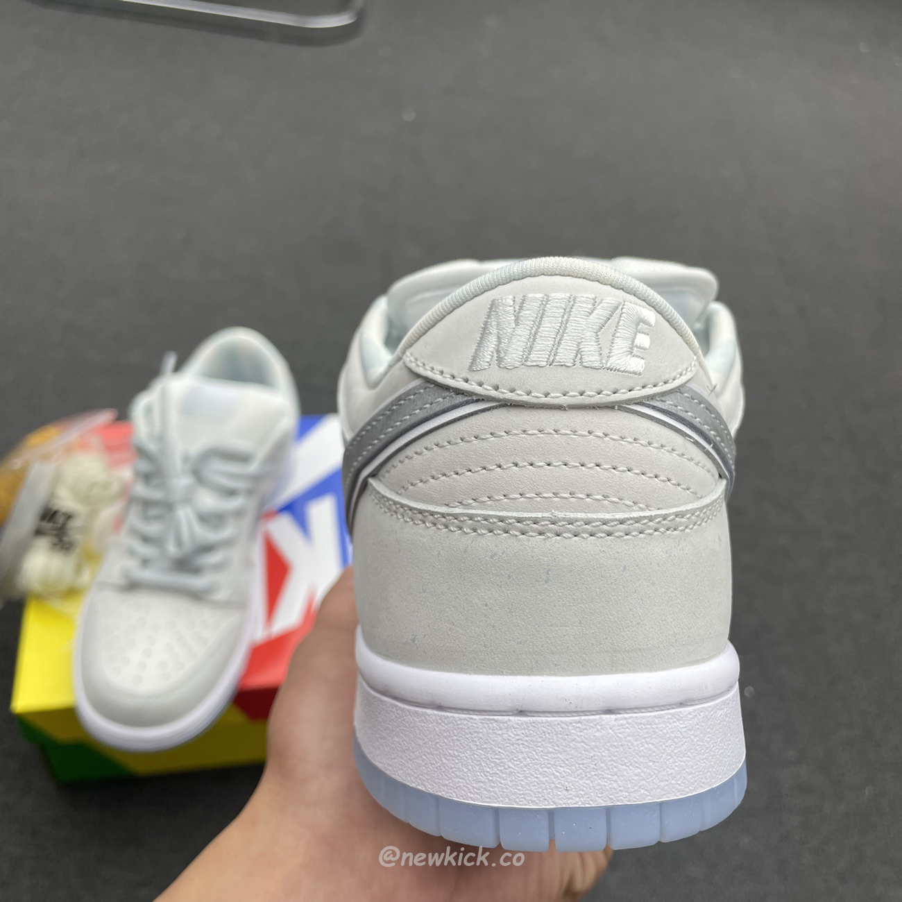 Nike Sb Dunk Low White Lobster Friends And Family Fd8776 100 (7) - newkick.org