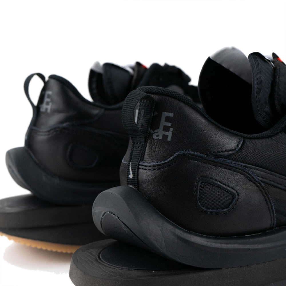 Sacai Nike Vaporwaffle Black Gum Dd1875 001 (5) - newkick.org