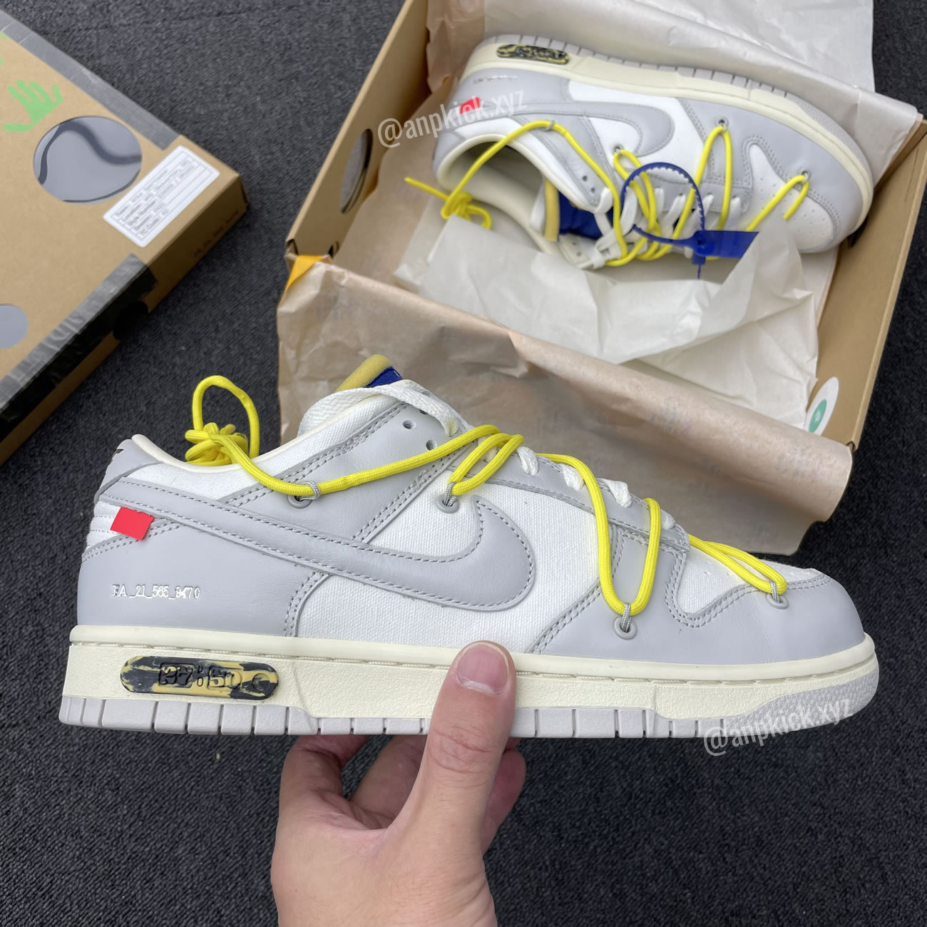 Off White Nike Sb Dunk Low The 27 Of 50 Sail Neutral Grey Dm1602 120 (2) - newkick.org