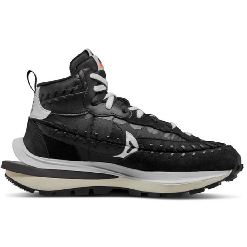Sacai Nike Vaporwaffle Jean Paul Gaultier Black White Dh9186 001 (2) - newkick.org