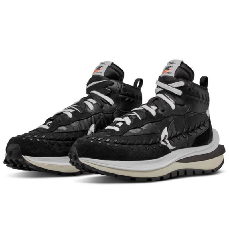 Sacai Nike Vaporwaffle Jean Paul Gaultier Black White Dh9186 001 (3) - newkick.org