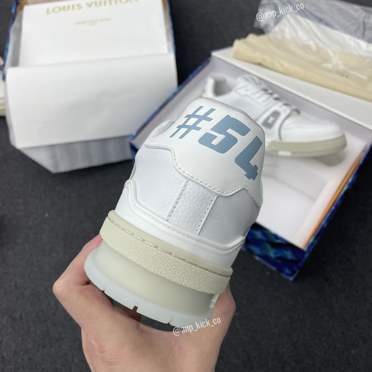 New L V Trainer Sneaker Shoes White Signature (3) - newkick.org
