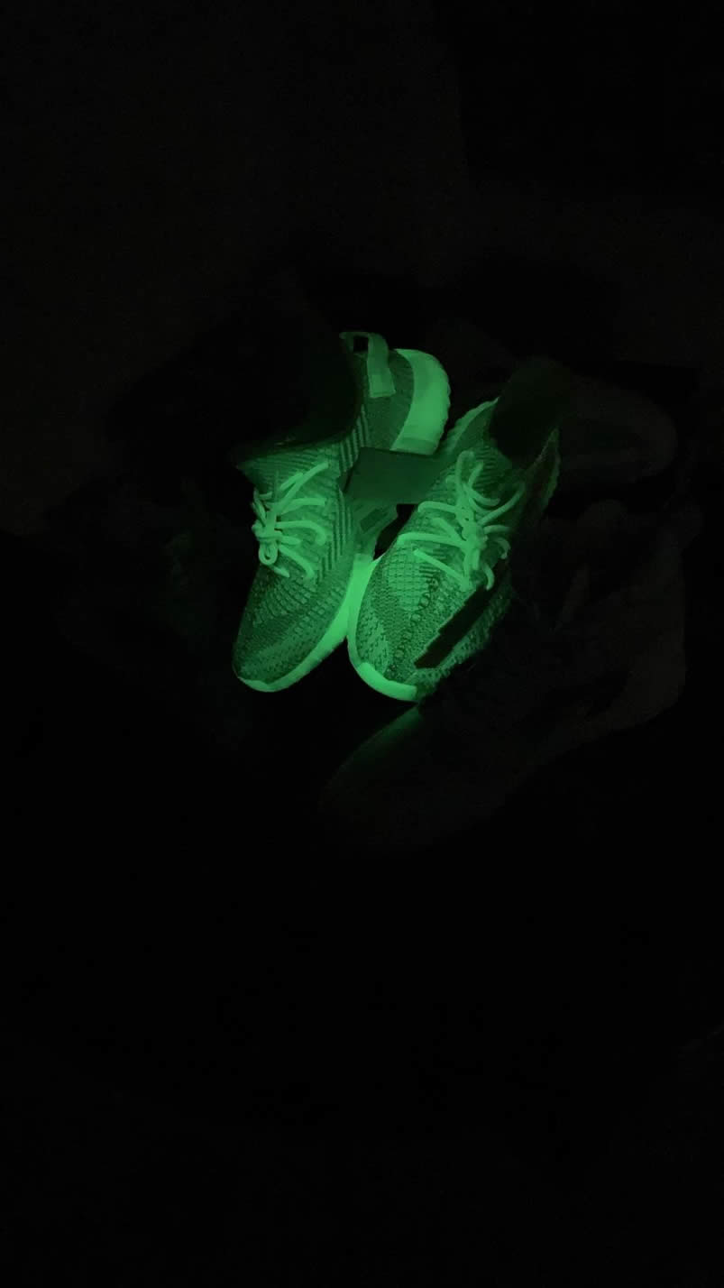 Adidas Yeezy Boost 350 V2 Gitd Glow In The Dark Spring 2019 (12) - newkick.org