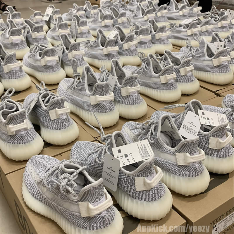 adidas Yeezy Boost 350 V2 Static For Sale Factory Pre-order