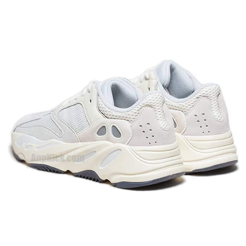 Adidas Yeezy Boost 700 Analog Outfit On Foot Release Date Eg7596 (3) - newkick.org