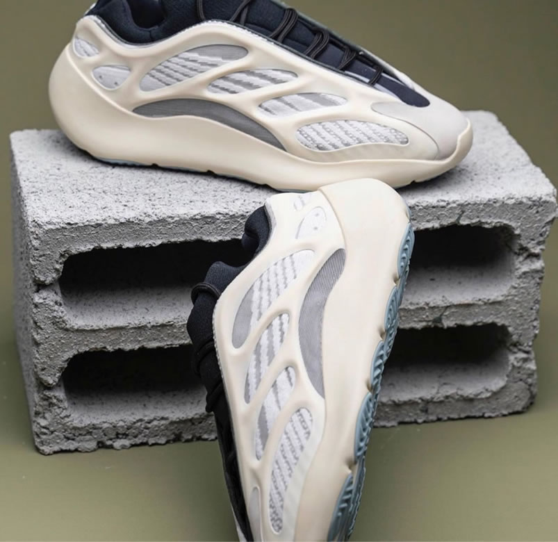Adidas Yeezy Boost 700 V3 Azael Release Date Fw4980 (13) - newkick.org