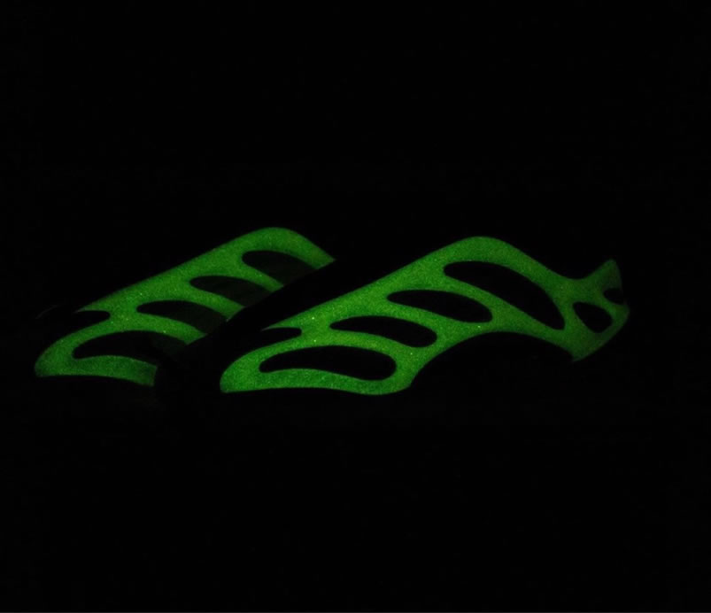 Adidas Yeezy Boost 700 V3 Azael Release Date Fw4980 (8) - newkick.org