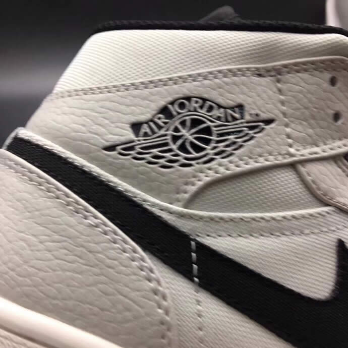 Air Jordan 1 Mid SE Light Bone Retro 1s AJ1 Shoes 852542-002 Pics