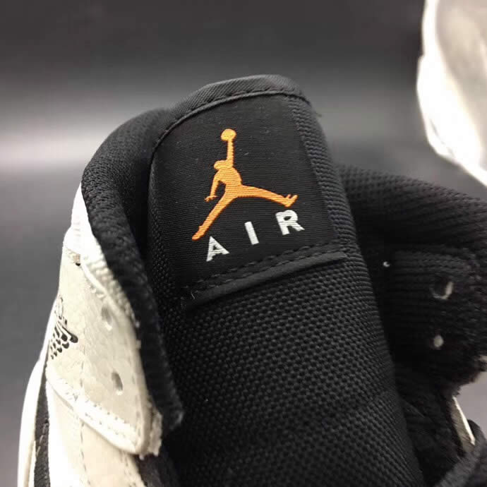 Air Jordan 1 Mid SE Light Bone Retro 1s AJ1 Shoes 852542-002 Pics