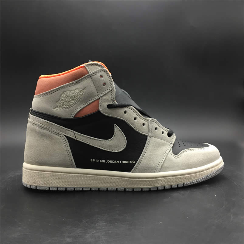 Air Jordan 1 Retro High OG 'Neutral Grey' Shoes 555088-018 Pics