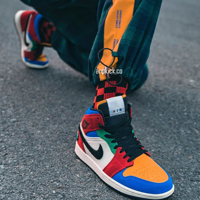 Blue The Great Air Jordan 1 Mid Fearless Outfit On Feet Release Date Cu2805 100 (3) - newkick.org