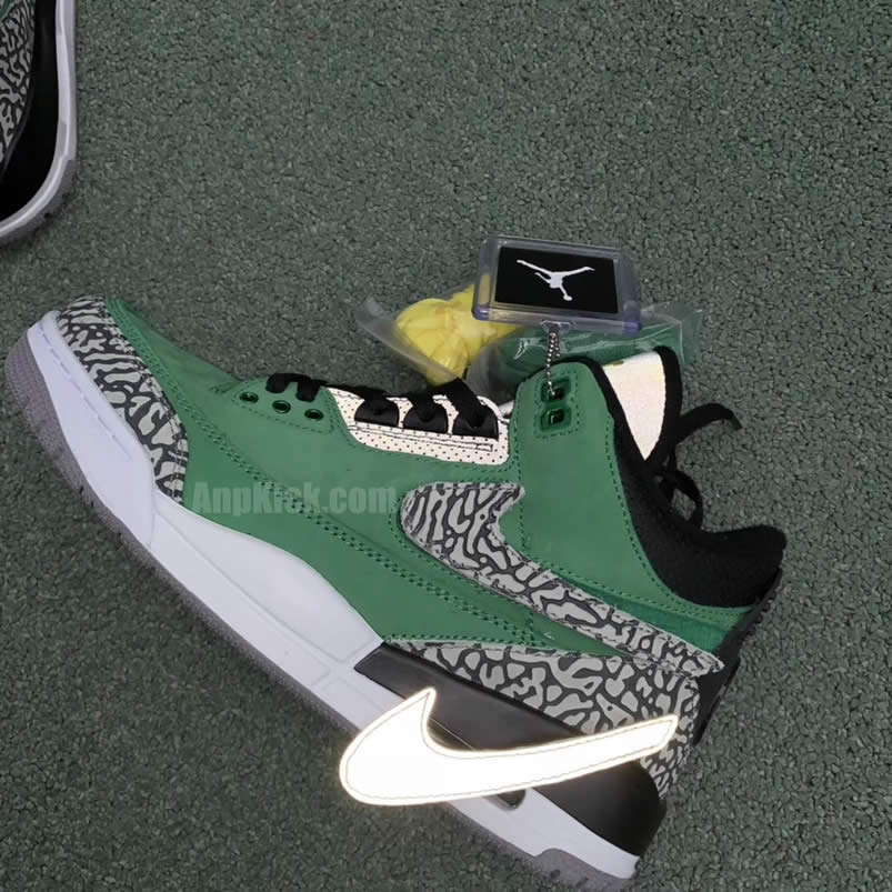 Air Jordan 3 Retro Tinker 'Oregon Ducks' PE Shoes AJ3-867493