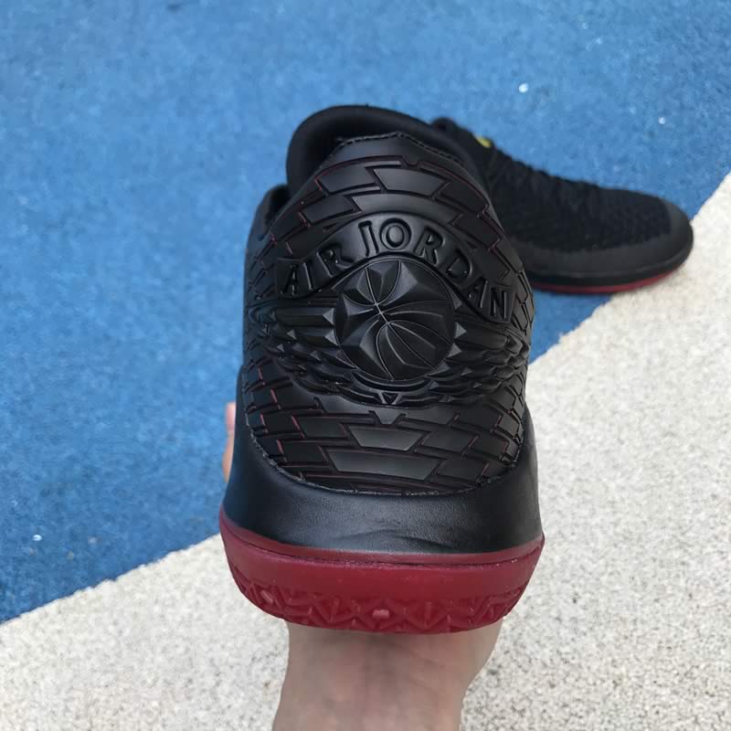 Air Jordan 32 Low Last Shot Red And Black Jordans Shoes AH3347-003 In Hand Heel