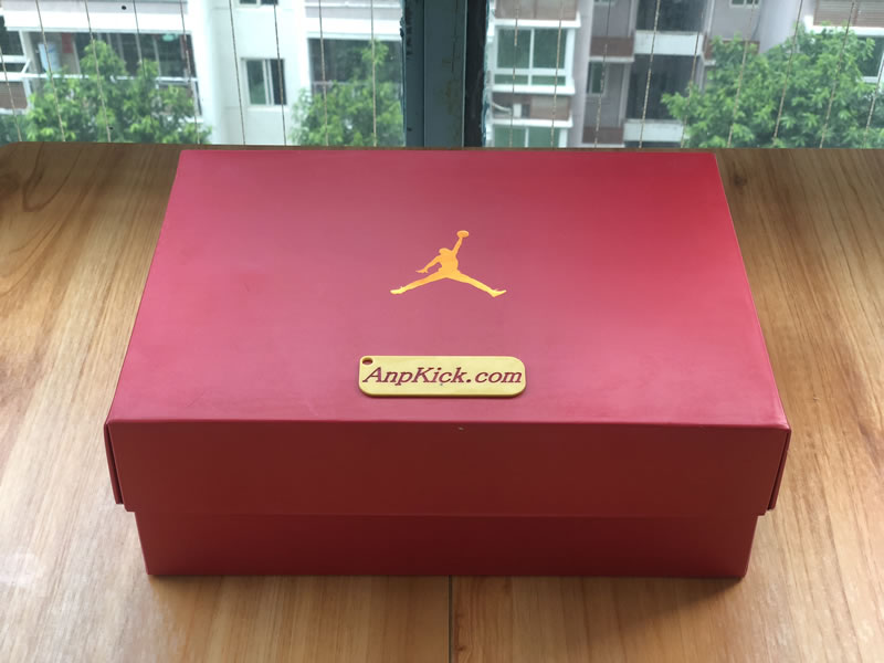 Levi's x Air Jordan 4 Retro 'White Denim' Original Box