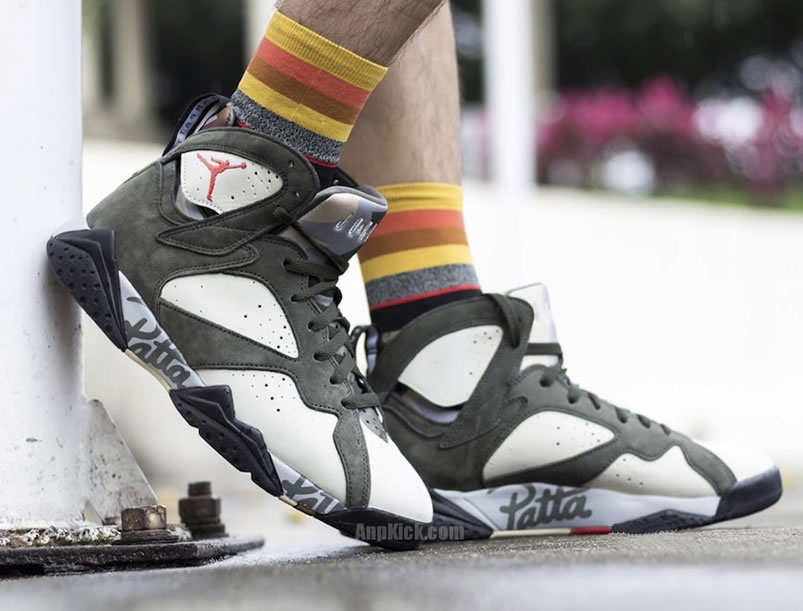 Patta Air Jordan 7 Og Sp Icicle On Feet Release Date At3375 100 (2) - newkick.org