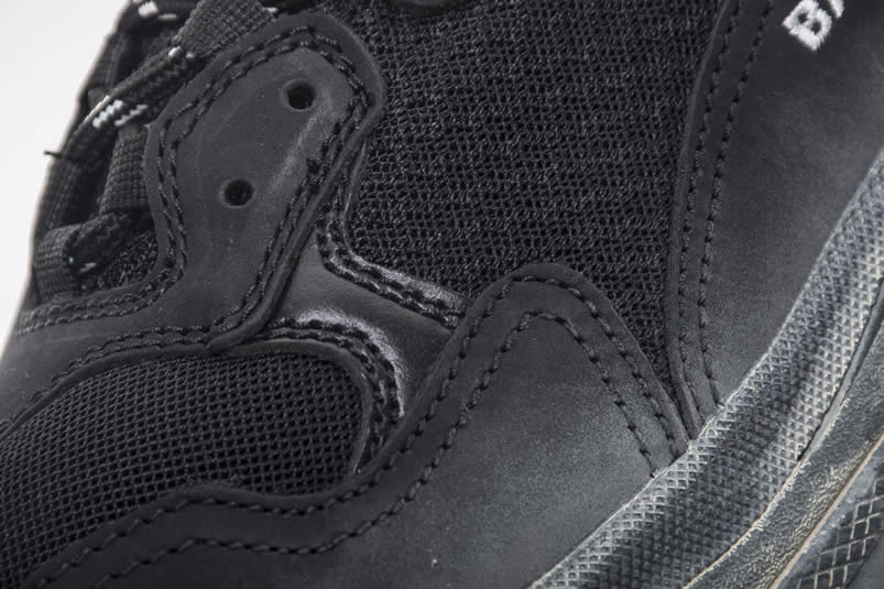 Balenciaga Triple S Sneakers Black Shoes 512176w09o1 1000 (17) - newkick.org