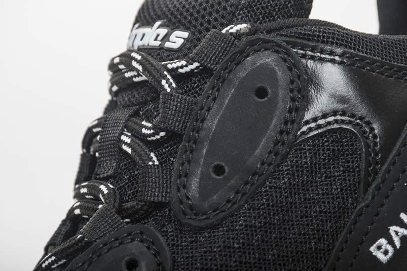 Balenciaga Triple S Sneakers Black Shoes 512176w09o1 1000 (18) - newkick.org