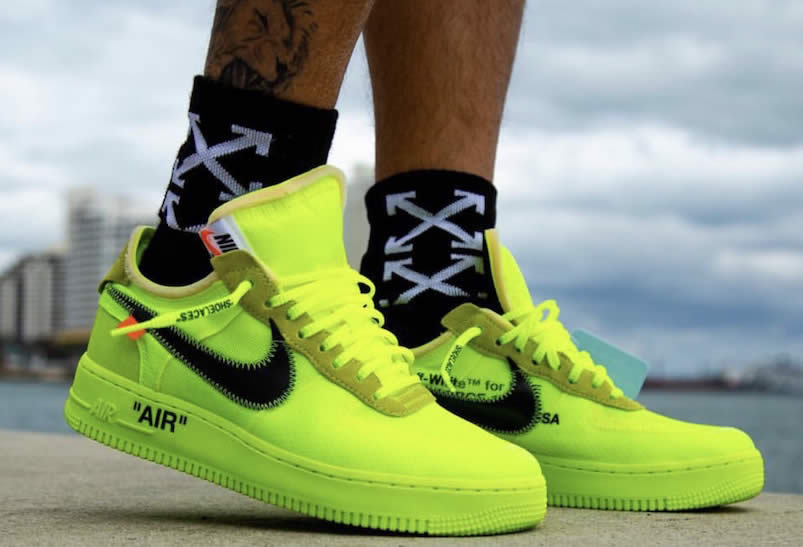 Off-White x Nike Air Force 1 Low 'Volt' Green On Feet AO4606-700