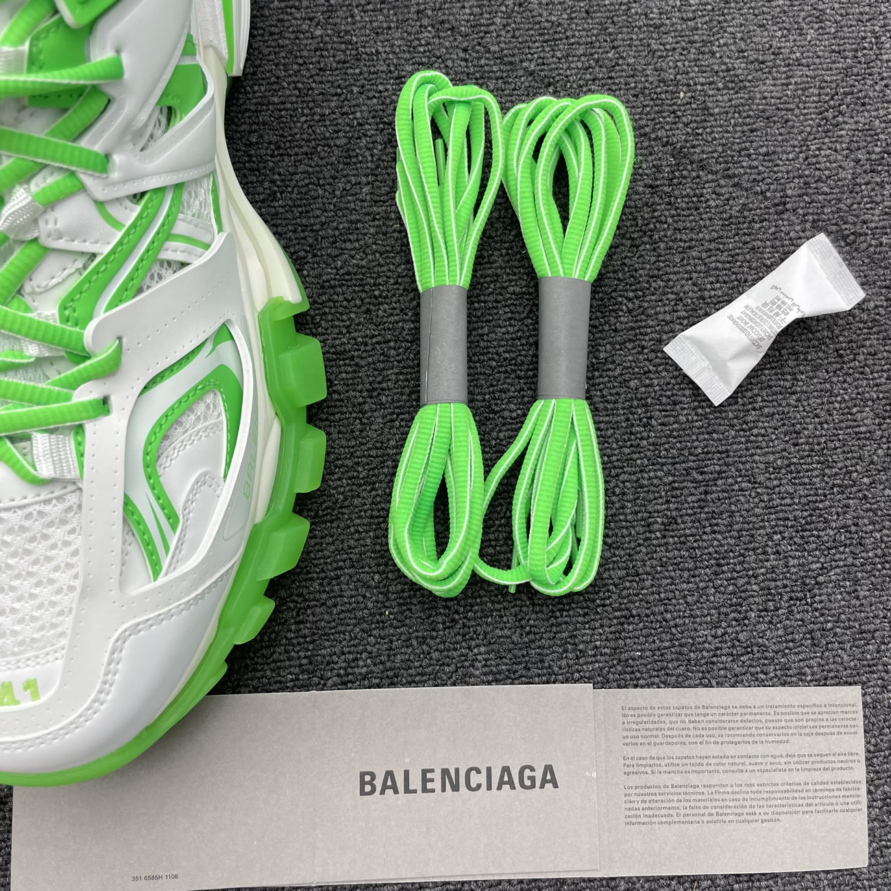 Balenciaga Track Led Sneaker 542436w3rl19035 (8) - newkick.org