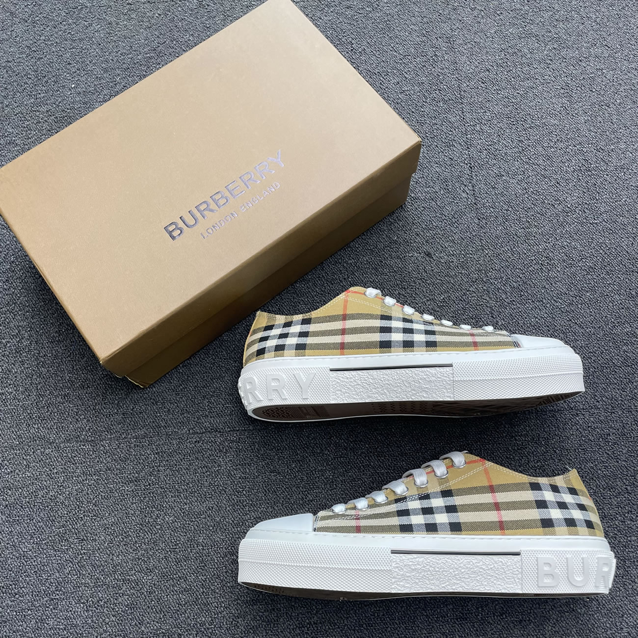 Burberry Vintage Check Cotton Sneakers Archive Beige White W 80505061 (7) - newkick.org