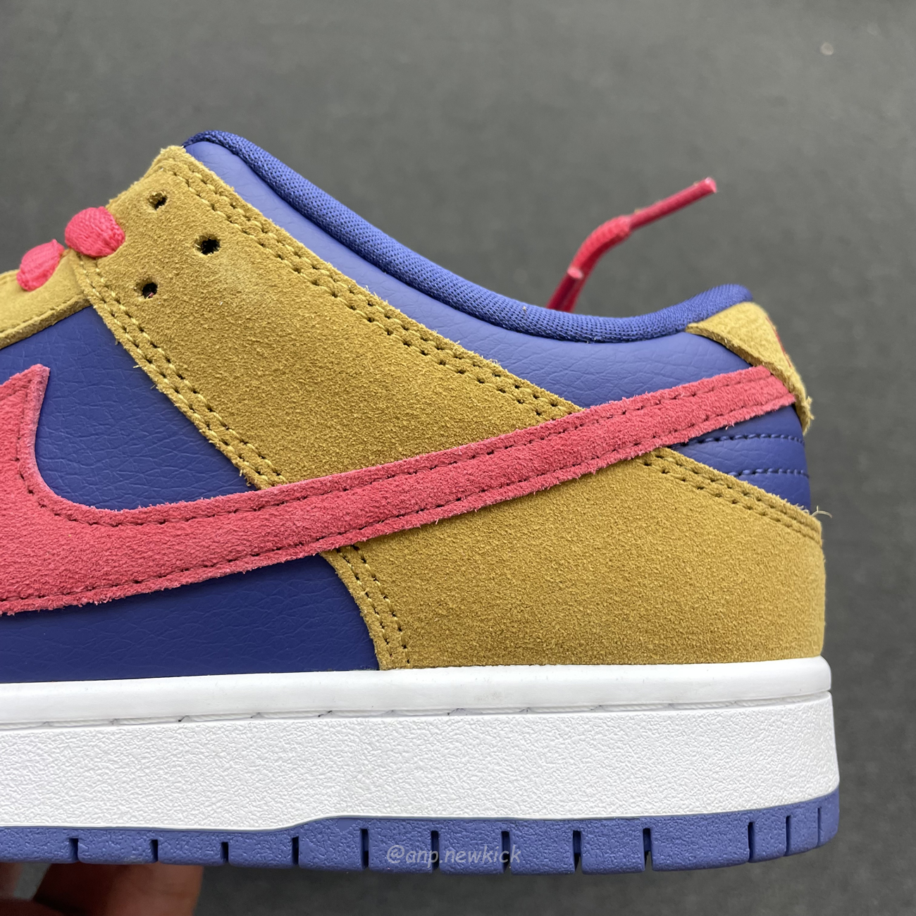 Nike Sb Dunk Low Reverse Papa Bear Bq6817 700 (5) - newkick.org