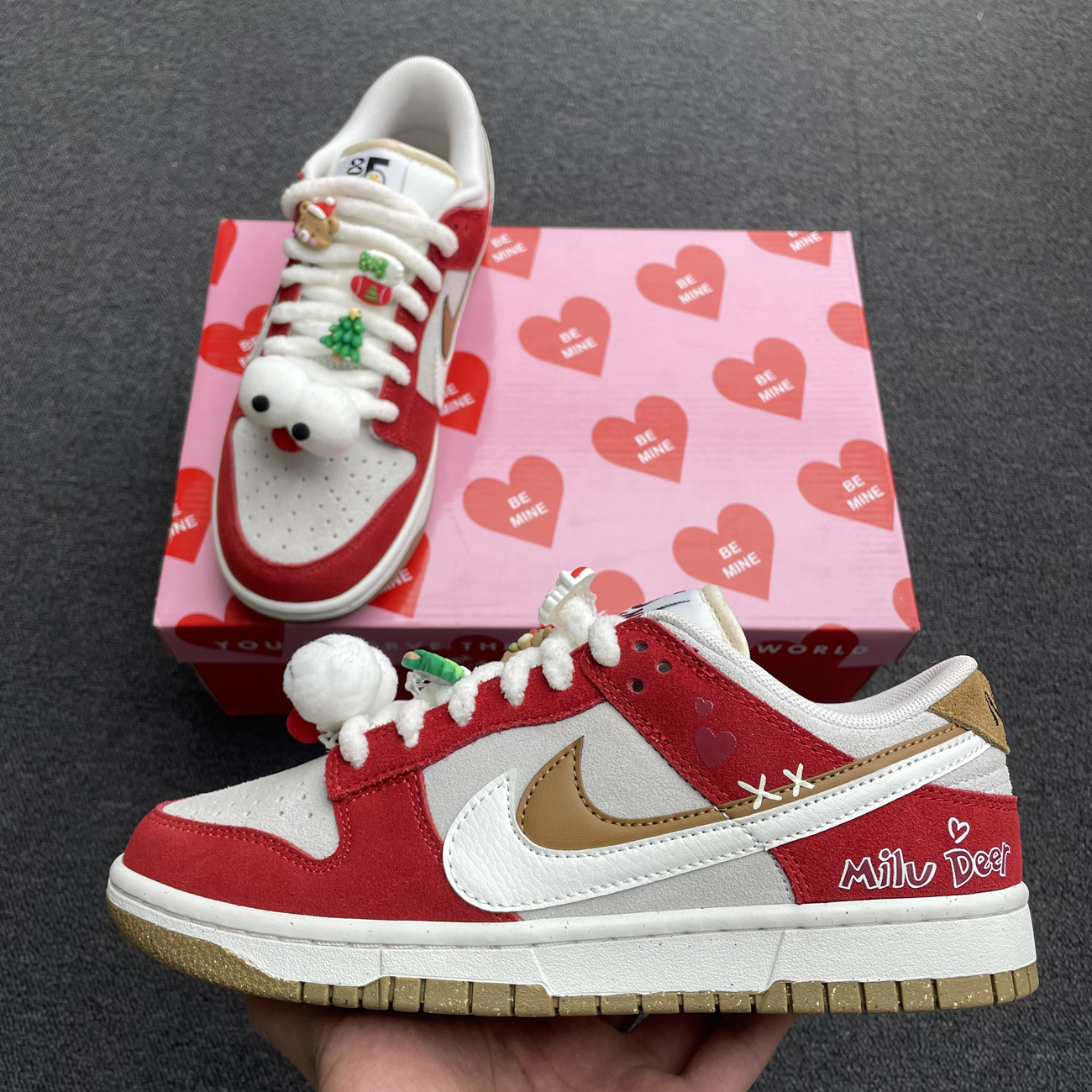 Nike Sb Dunk Low 85 Christmas Red White Brown Do9457 112 (2) - newkick.org