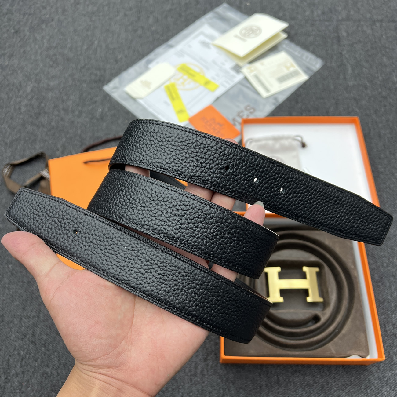 Hermes Full Grain Reversible Belt Leather Black (10) - newkick.org