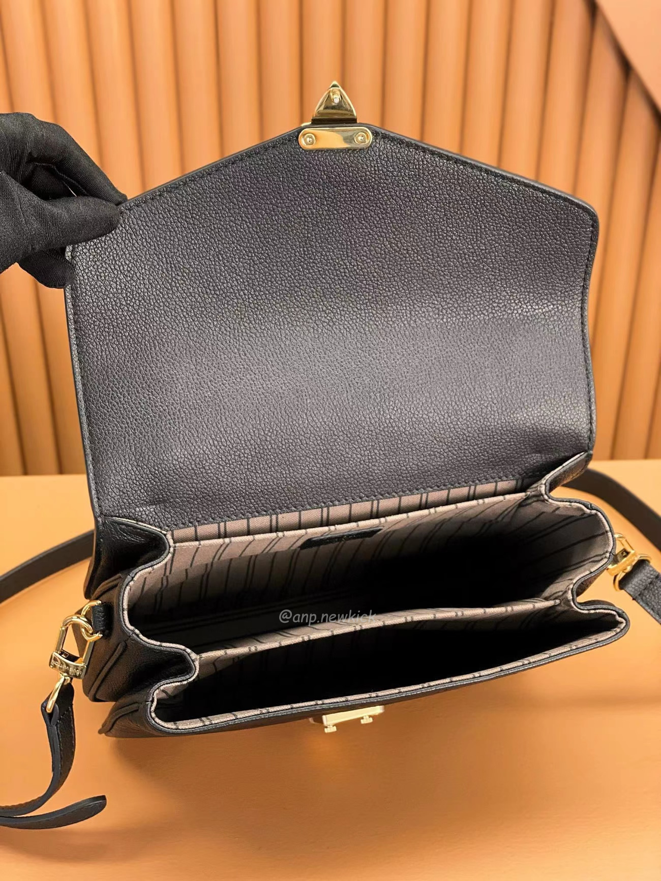 Louis Viitton Pochette Metis Shoulder Bag M41487 (8) - newkick.org