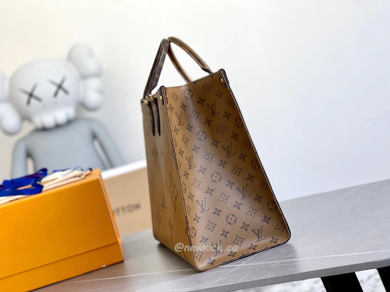 Louis Vuitton Onthego Cloth Tote Brown M45320 (10) - newkick.org