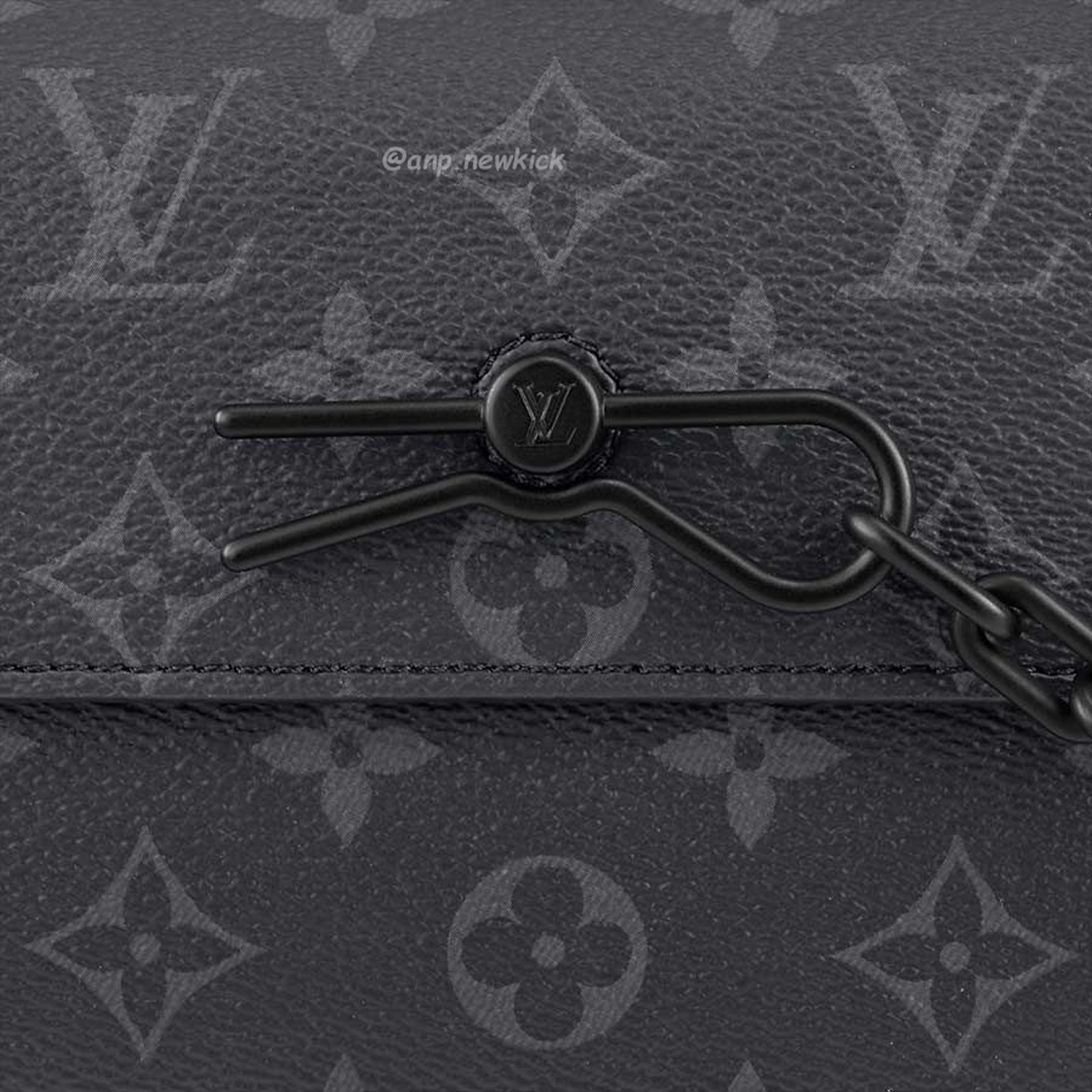 Louis Vuitton Steamer Wearable Wallet M81783 (28) - newkick.org