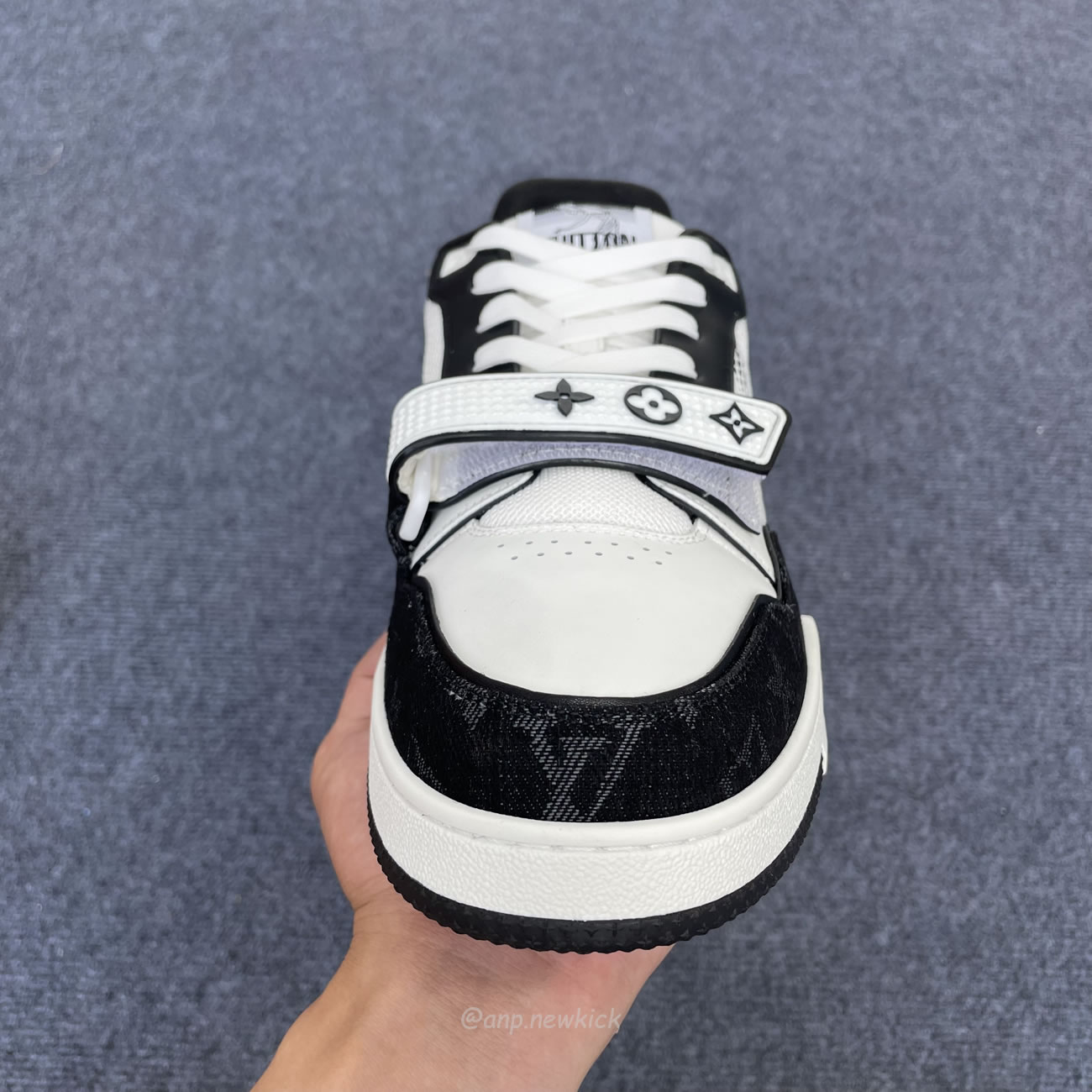 Louis Vuitton Lv Trainer Velcro Strap Monogram Denim Black White 1a9zau (3) - newkick.org