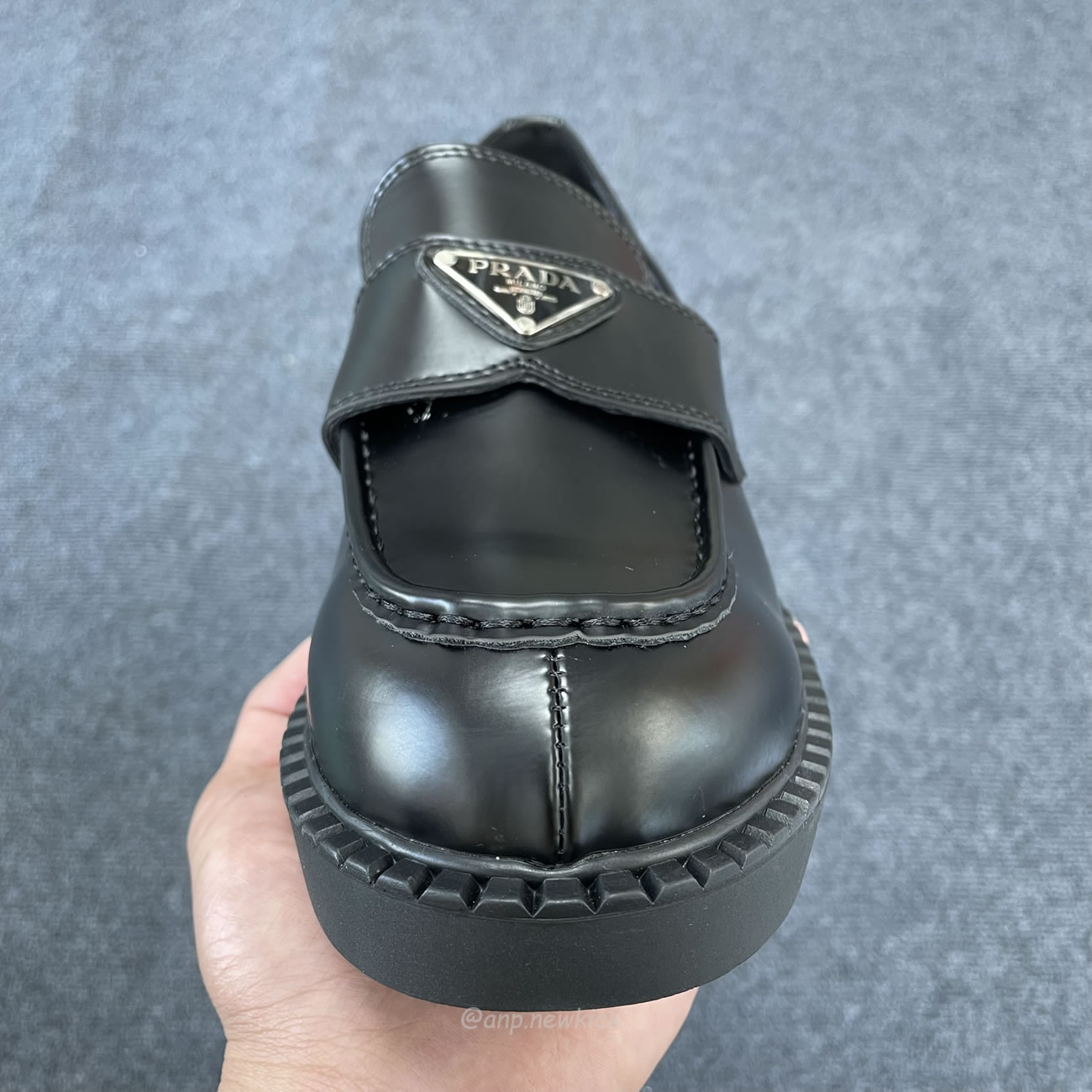 Prada 35mm Loafer Black Brushed Leather 2de127 055 F0002 (7) - newkick.org