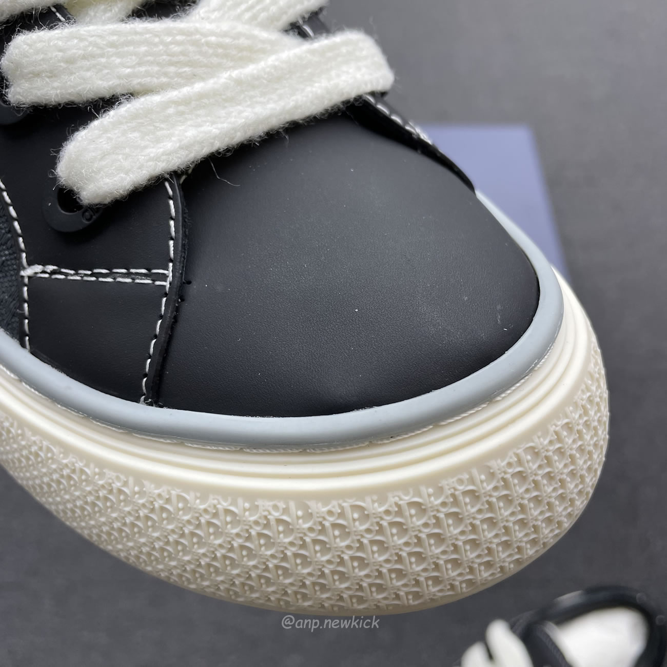 Dior B33 Sneaker Black Smooth Calfskin Oblique Jacquard 3sn303zwn55936 (9) - newkick.org