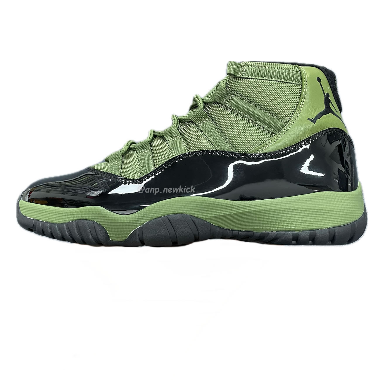 Air Jordan 11 Retro Army Green Black Ct8012 300 (1) - newkick.org