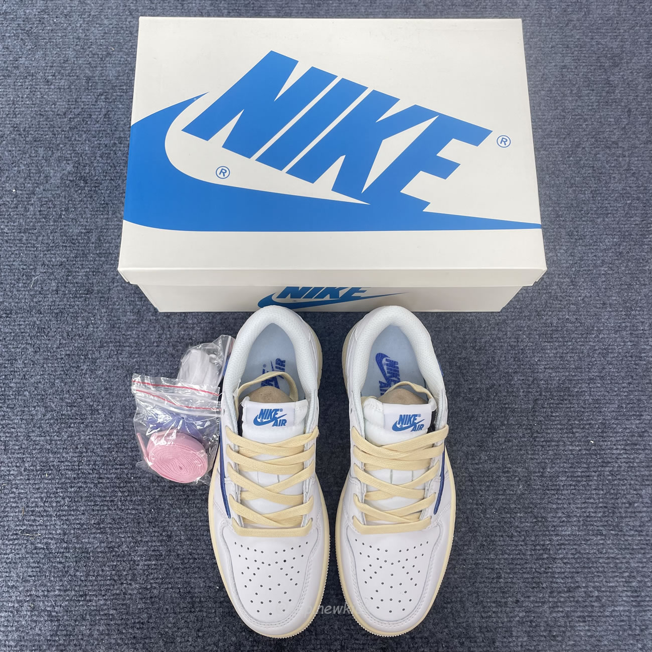 Travis Scott X Fragment Design X Air Jordan 1 Low White Blue Dh68369 186 (2) - newkick.org