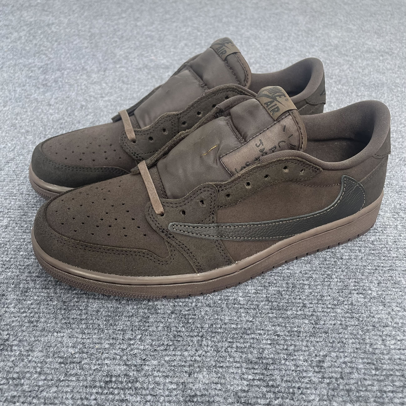 Travis Scott X Air Jordan 1 Low Og Velvet Brown Dm7866 202 (11) - newkick.org