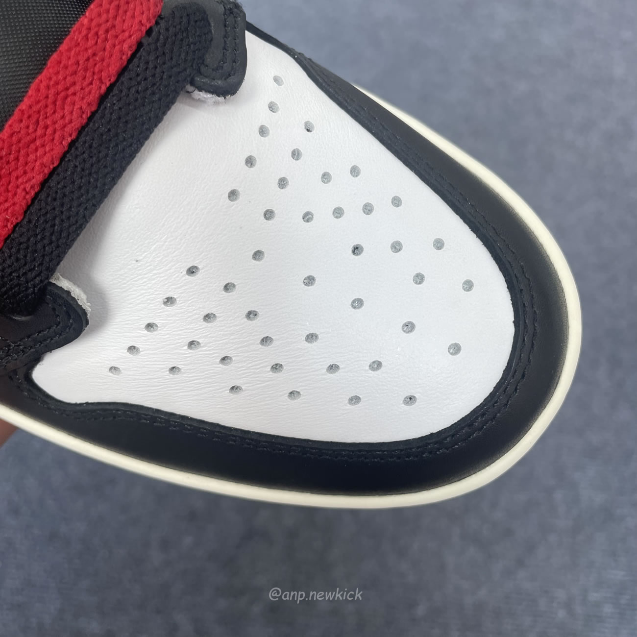 Air Jordan 1 High Og Black Toe Reimagined Dz5485 106 (5) - newkick.org