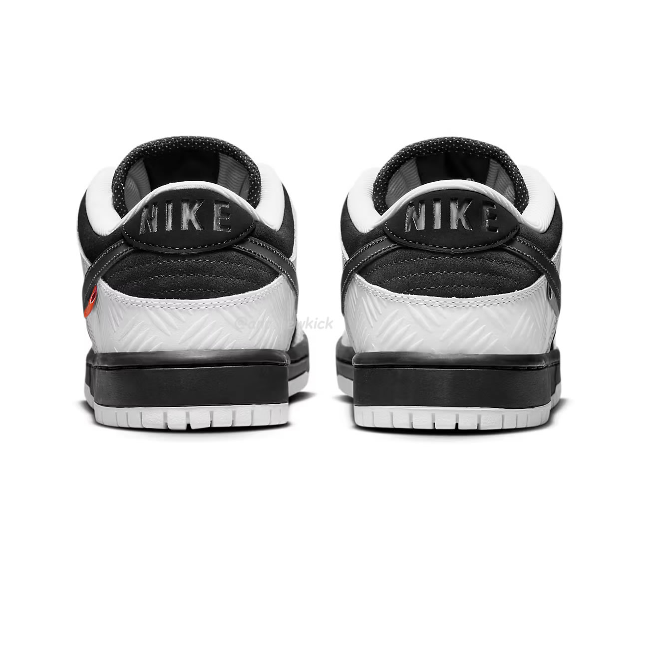 Nike Sb Dunk Low Tightbooth Fd2629 100 (11) - newkick.org