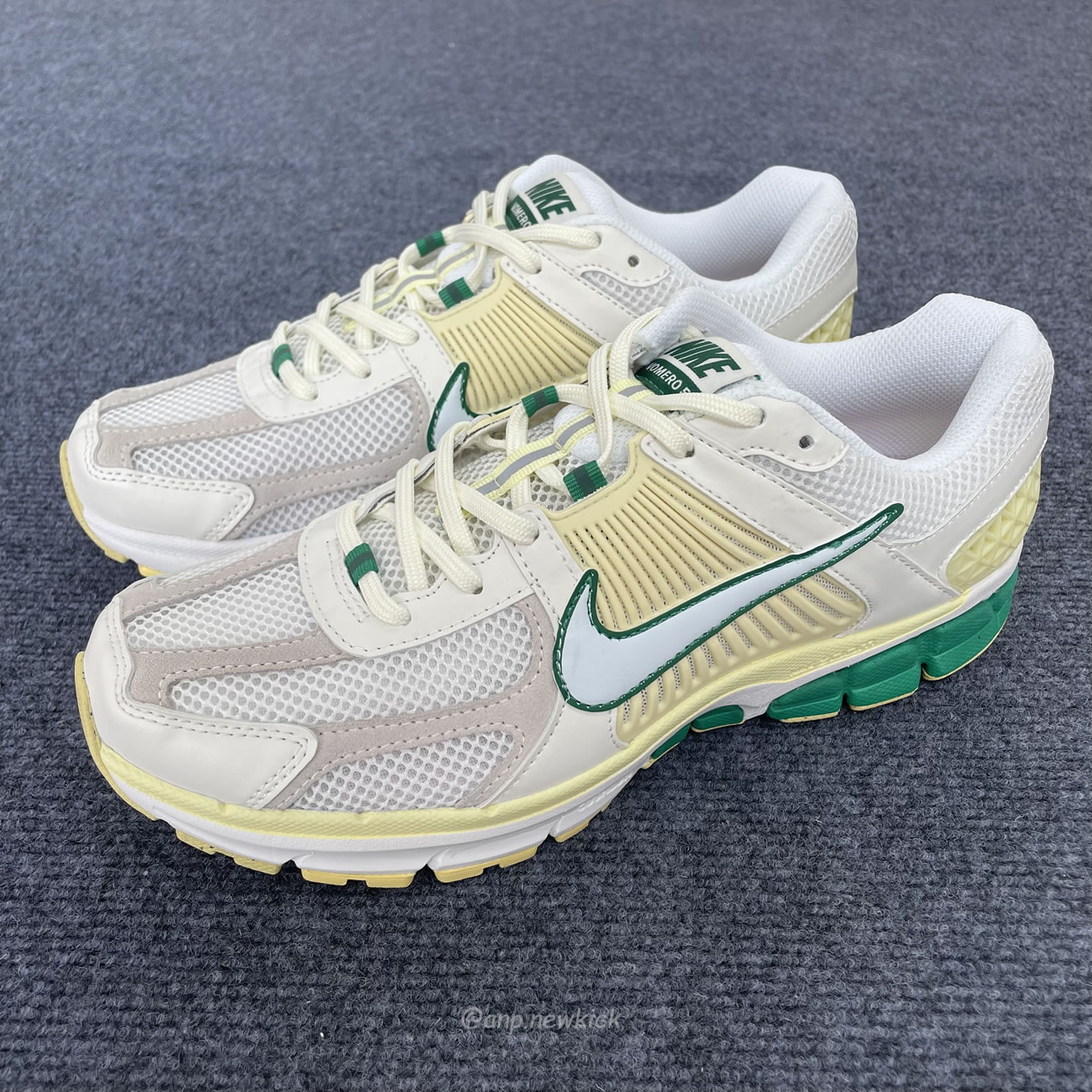 Nike Zoom Vomero 5 Malachite Alabaster Fn8361 100 (6) - newkick.org