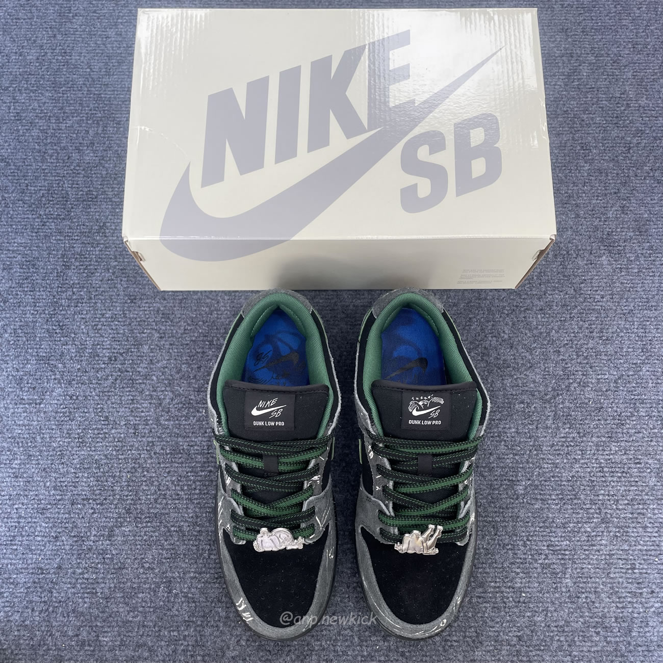 Nike Sb Dunk Low There Skateboards Hf7743 001 (9) - newkick.org