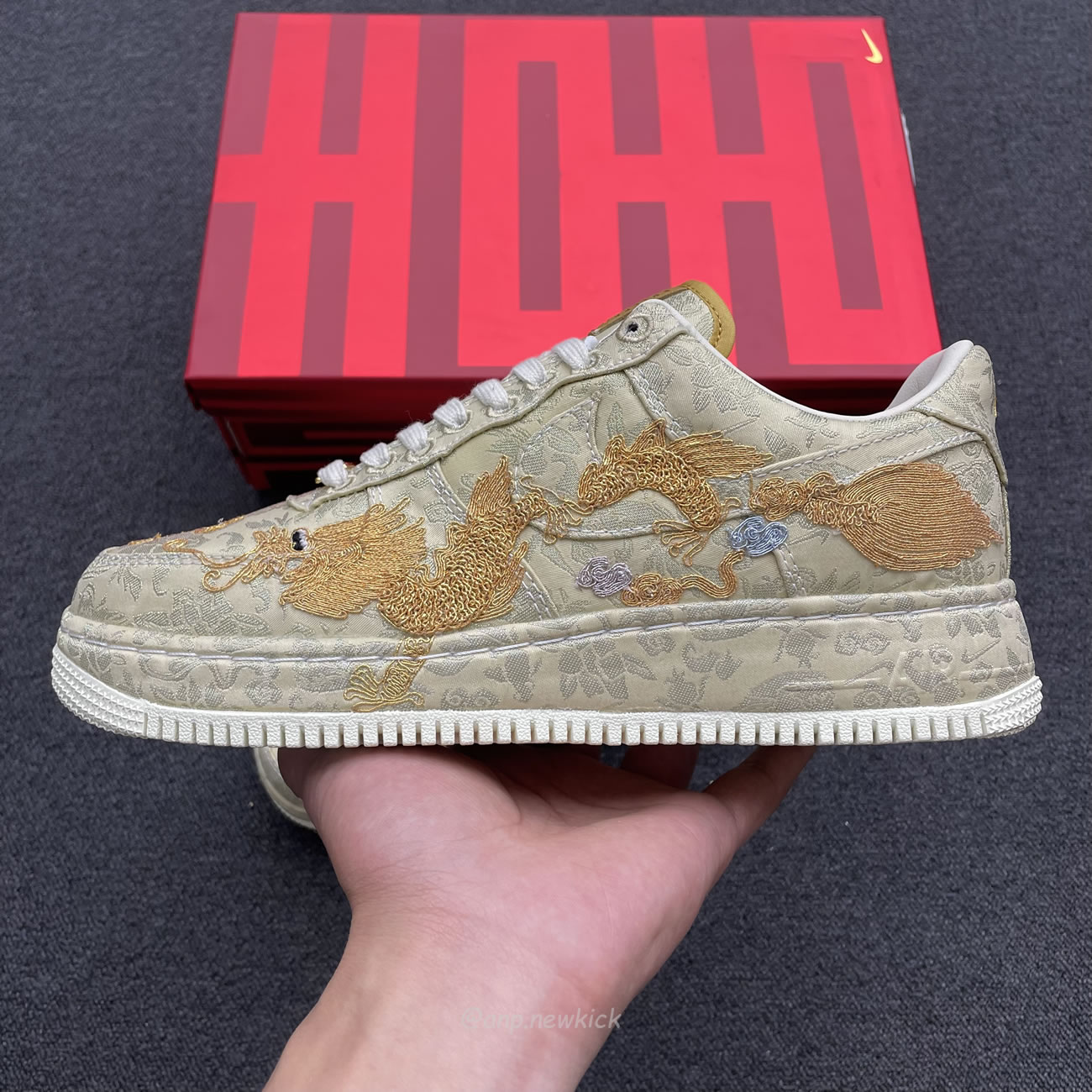 Nike Air Force 1 Low 07 Year Of The Dragon 2024 Hj4285 777 (2) - newkick.org