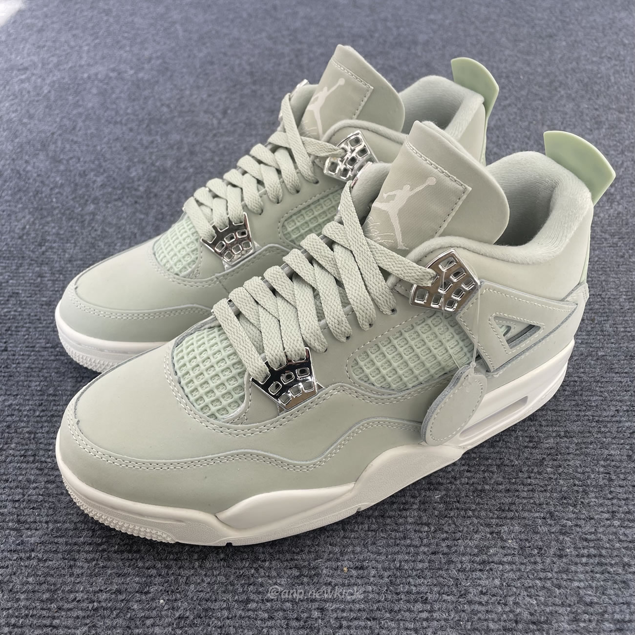 Air Jordan 4 Retro Seafoam Hv0823 003 (3) - newkick.org