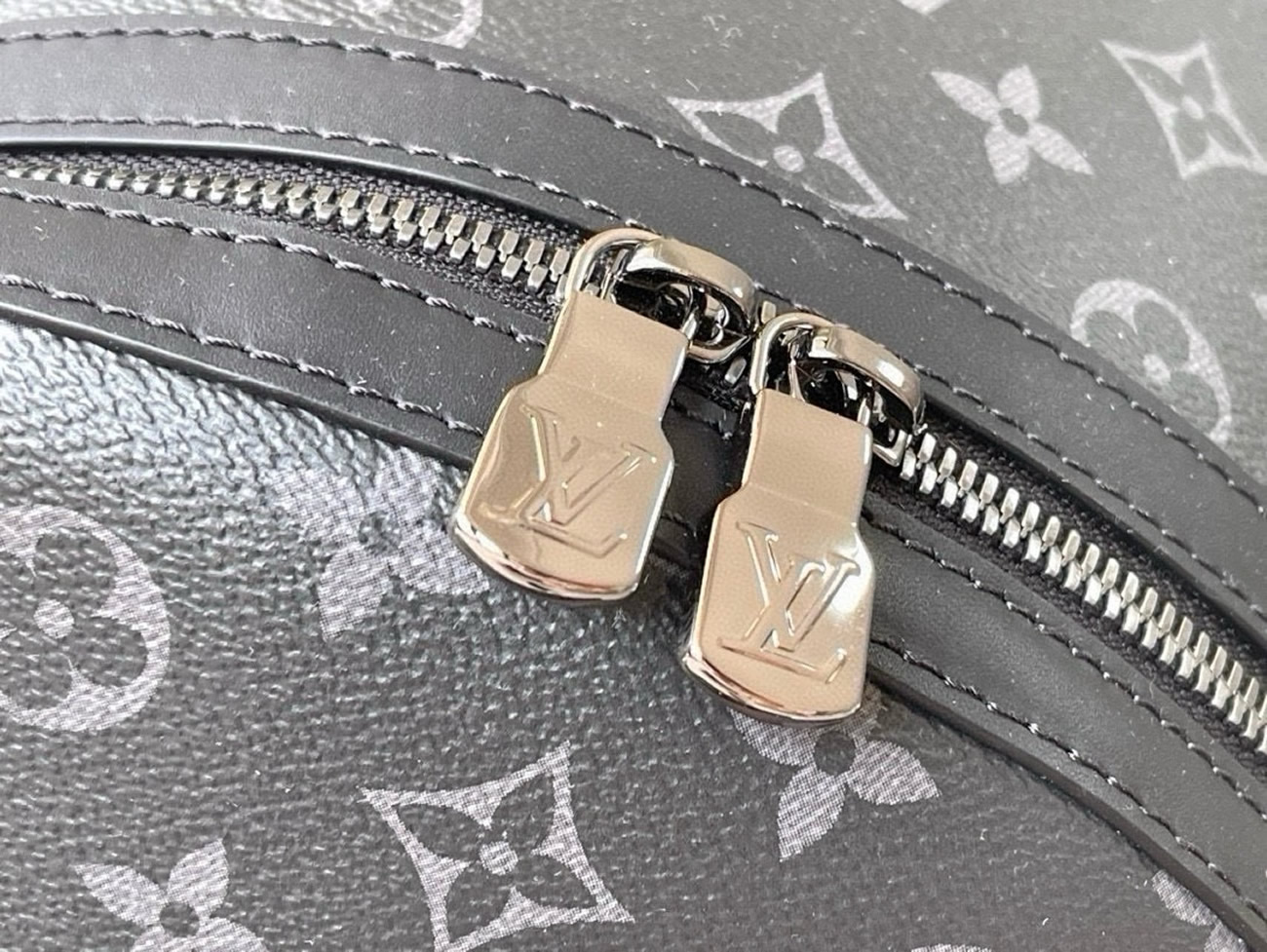 Louis Vuitton Discovery Pm Knapsack M22558 (3) - newkick.org