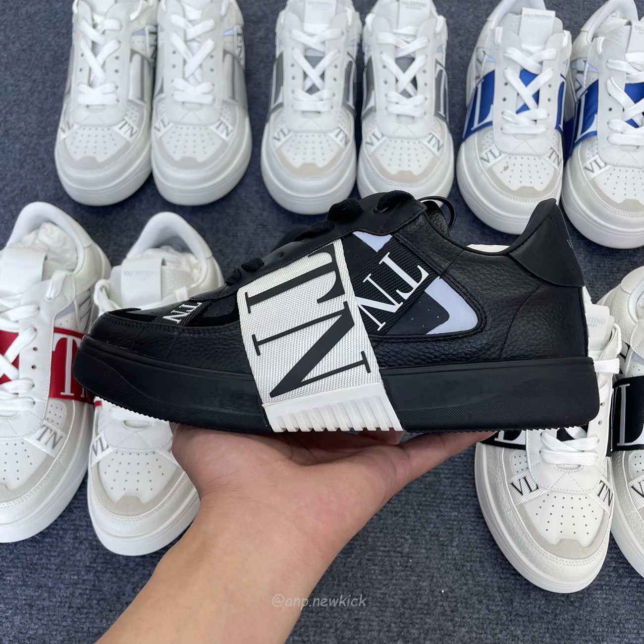 Valentino Garavani Vl7n Sneaker Low Top White Black Grey Red Blue Ys0c58wrq 24p (14) - newkick.org