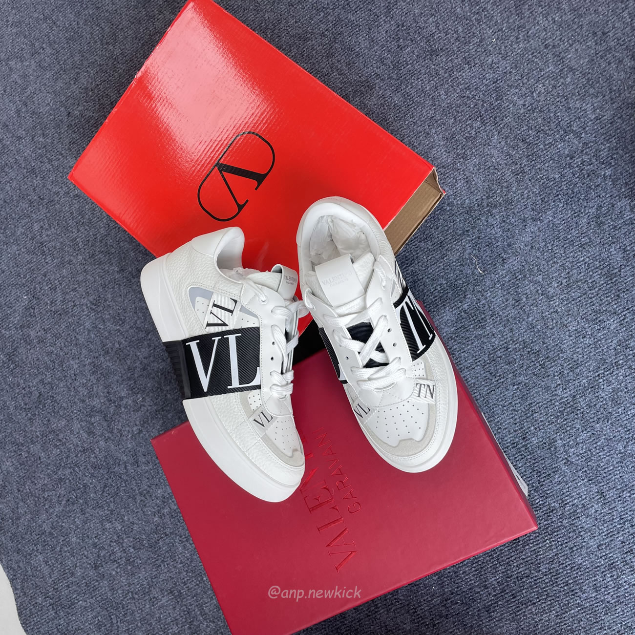 Valentino Garavani Vl7n Sneaker Low Top White Black Grey Red Blue Ys0c58wrq 24p (9) - newkick.org