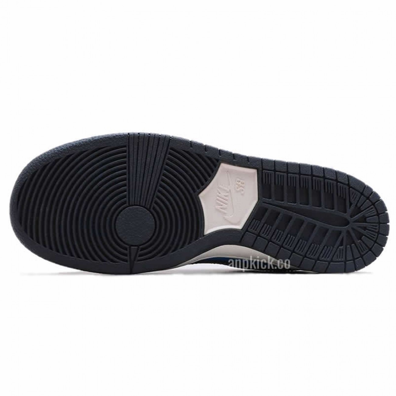 Instant Skateboards x Nike SB Dunk Low Shoes CZ5128-400